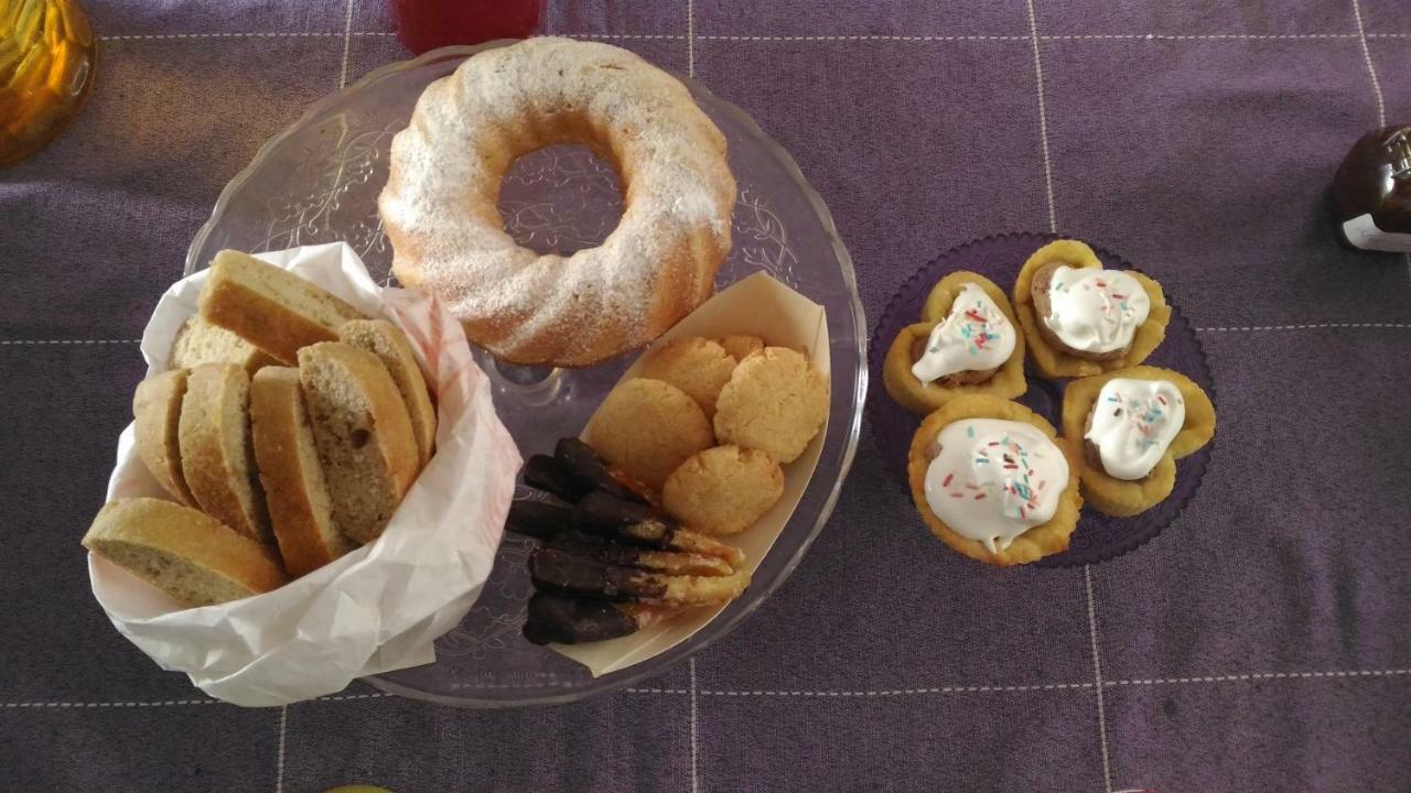 코미소 Il Filo Di Paglia B&B 외부 사진